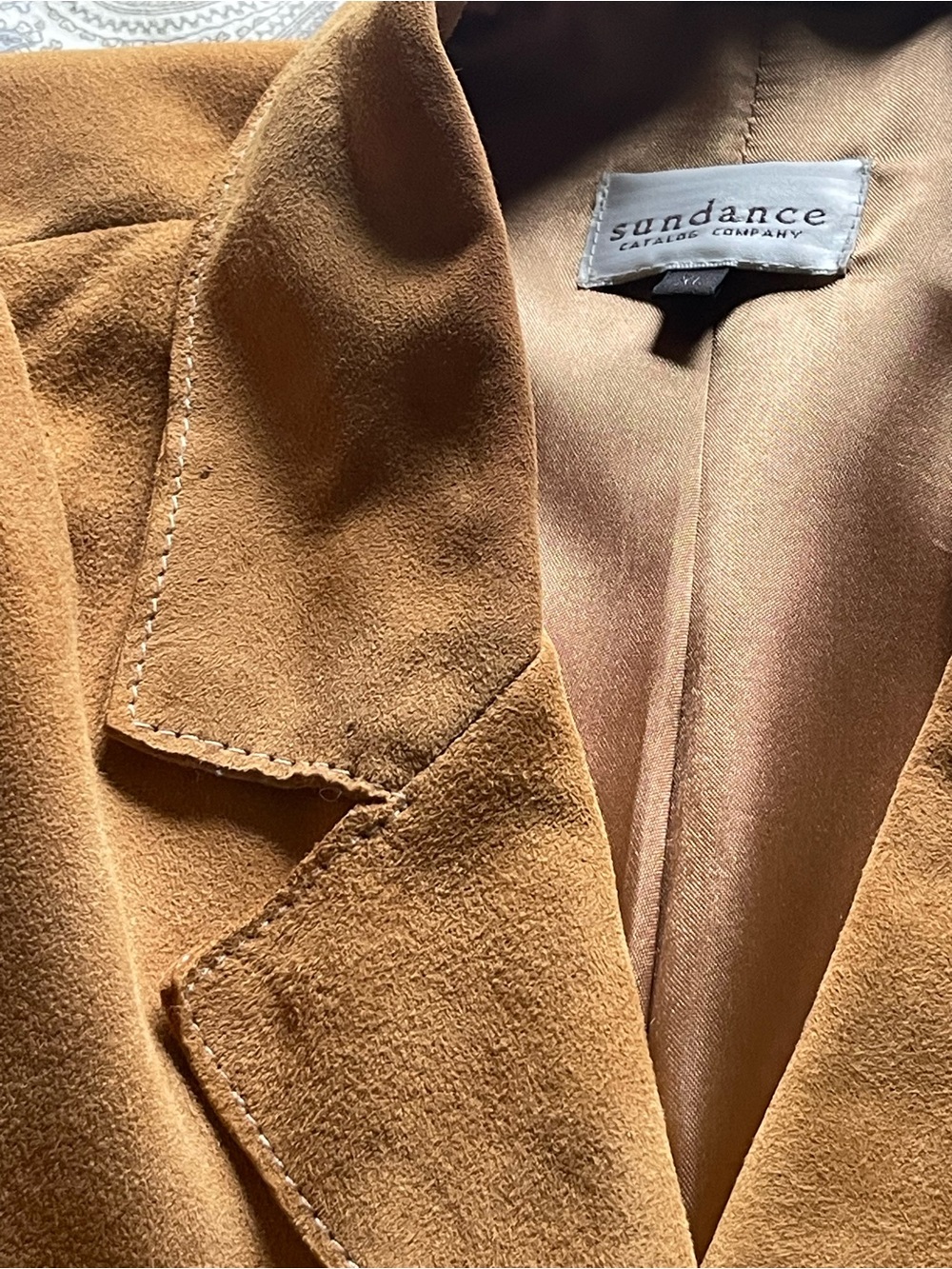 FAMOUS VINTAGE SUNDANCE 🤩Camel Suede Button-Front Blazer🤩